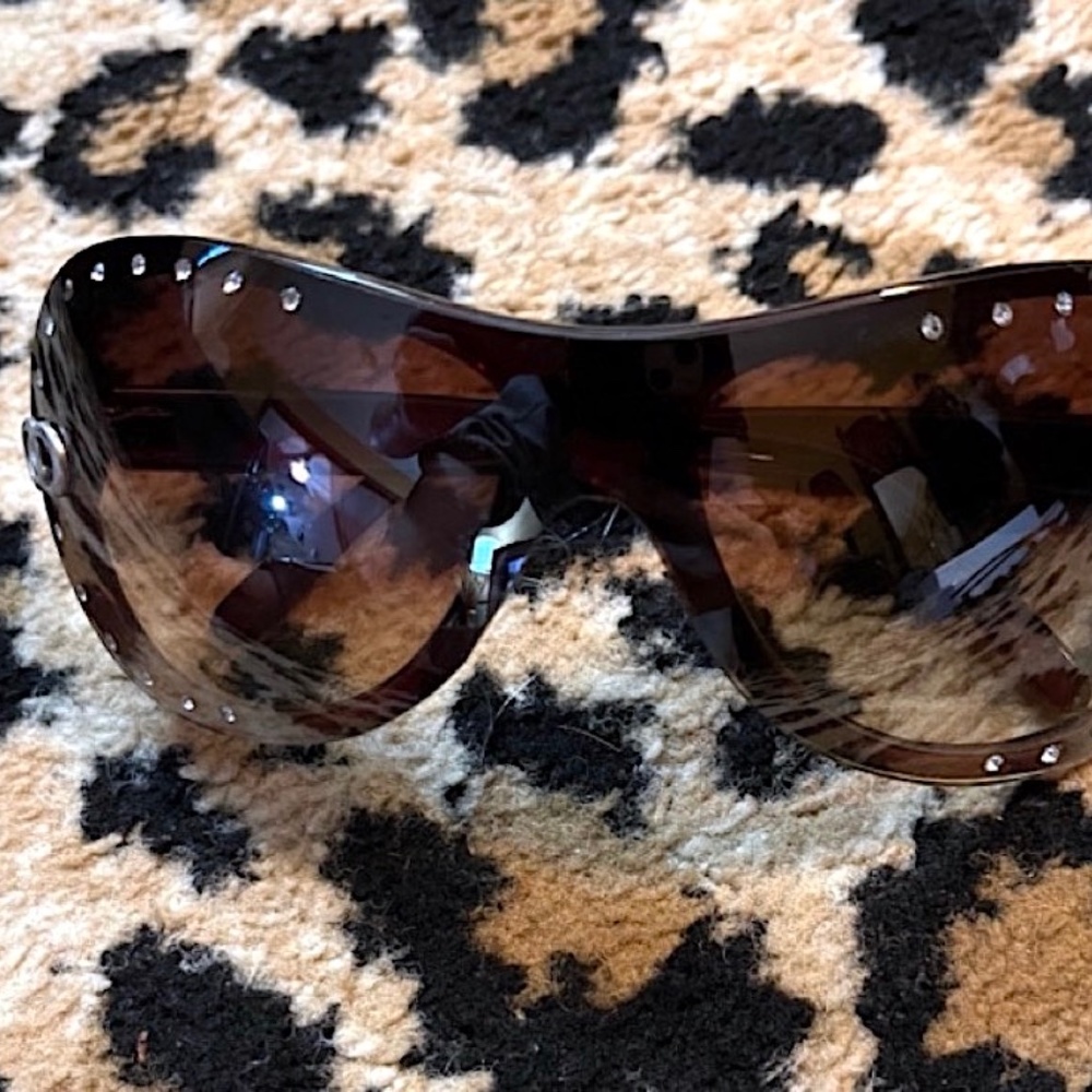 ITALIAN DESIGN BROWN WITH STONES SUNGLASSES - Picture 1 of 4